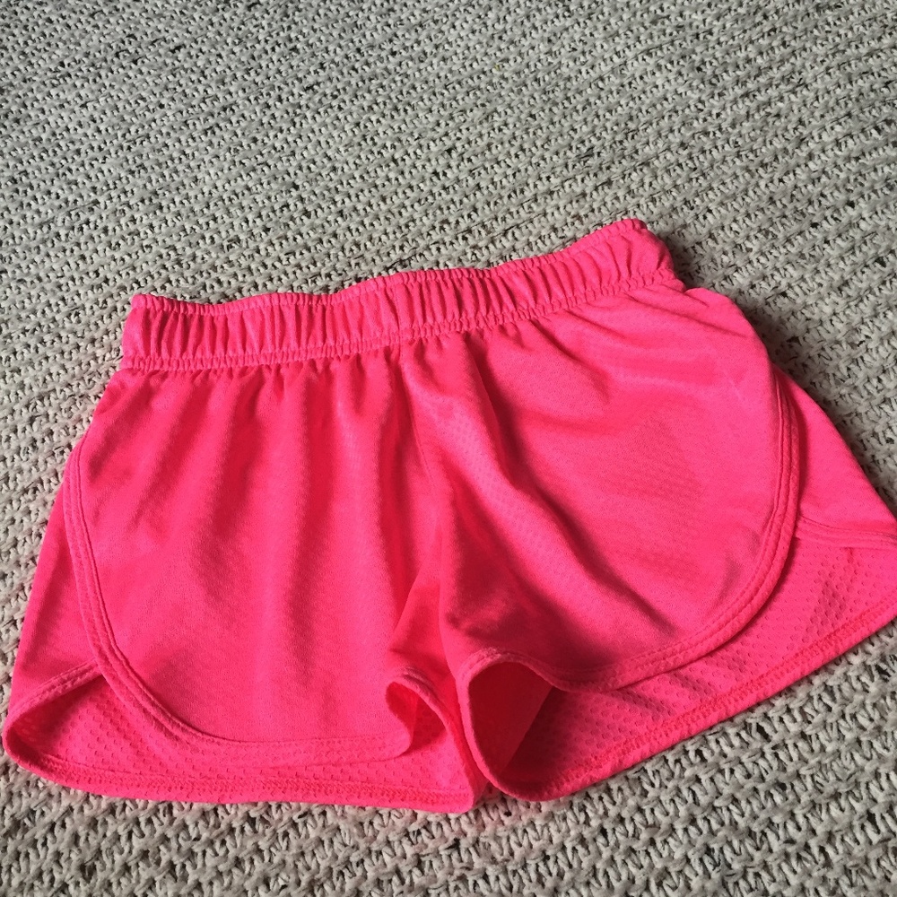 pink athletic shorts, size 7